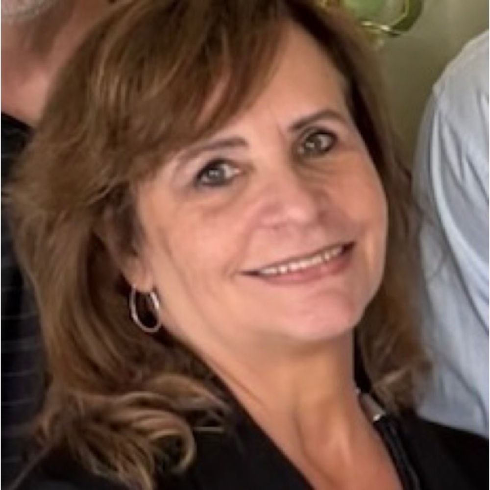 Meet your Posher, Angie